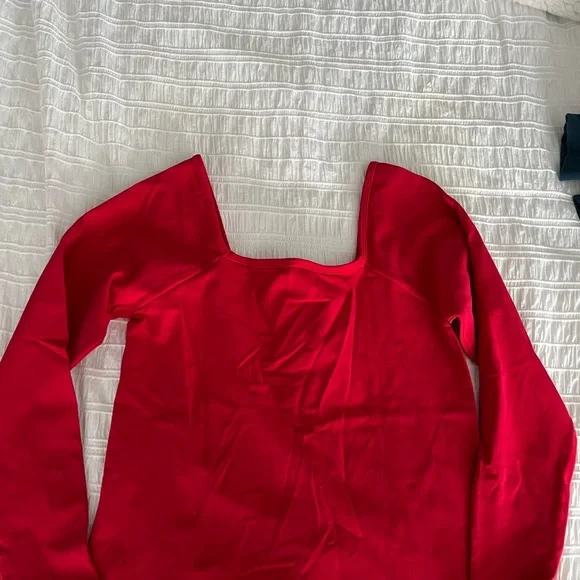 Fabletics long sleeve - Picture 2 of 3